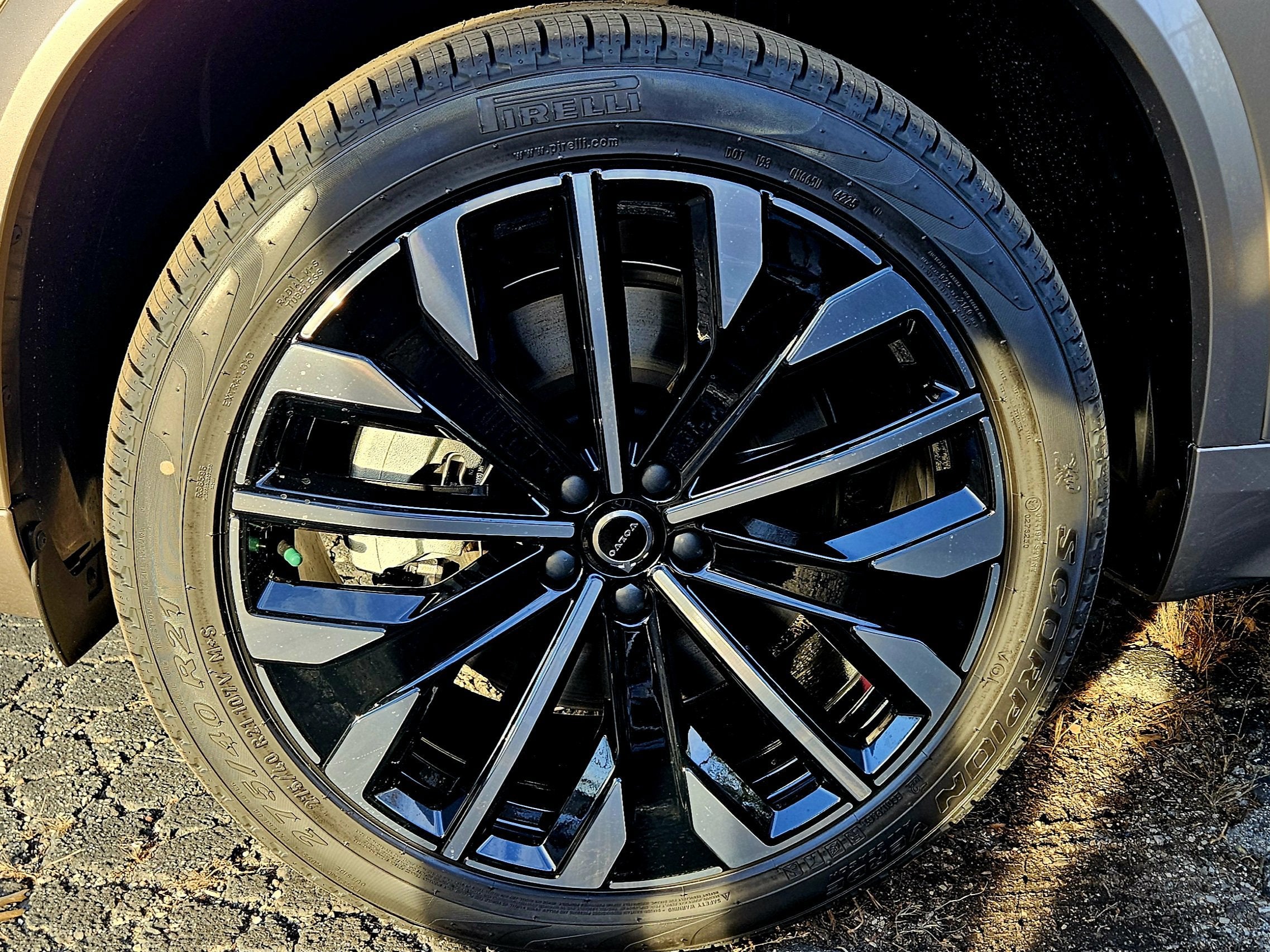 2026 Volvo XC90 Plug-In Hybrid Plus