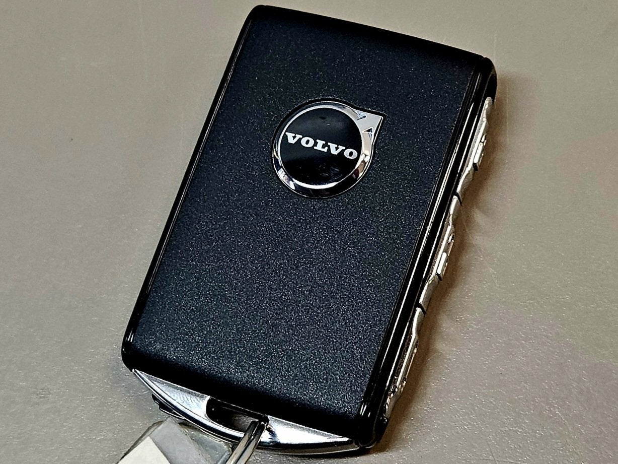 2026 Volvo XC90 Plug-In Hybrid Plus