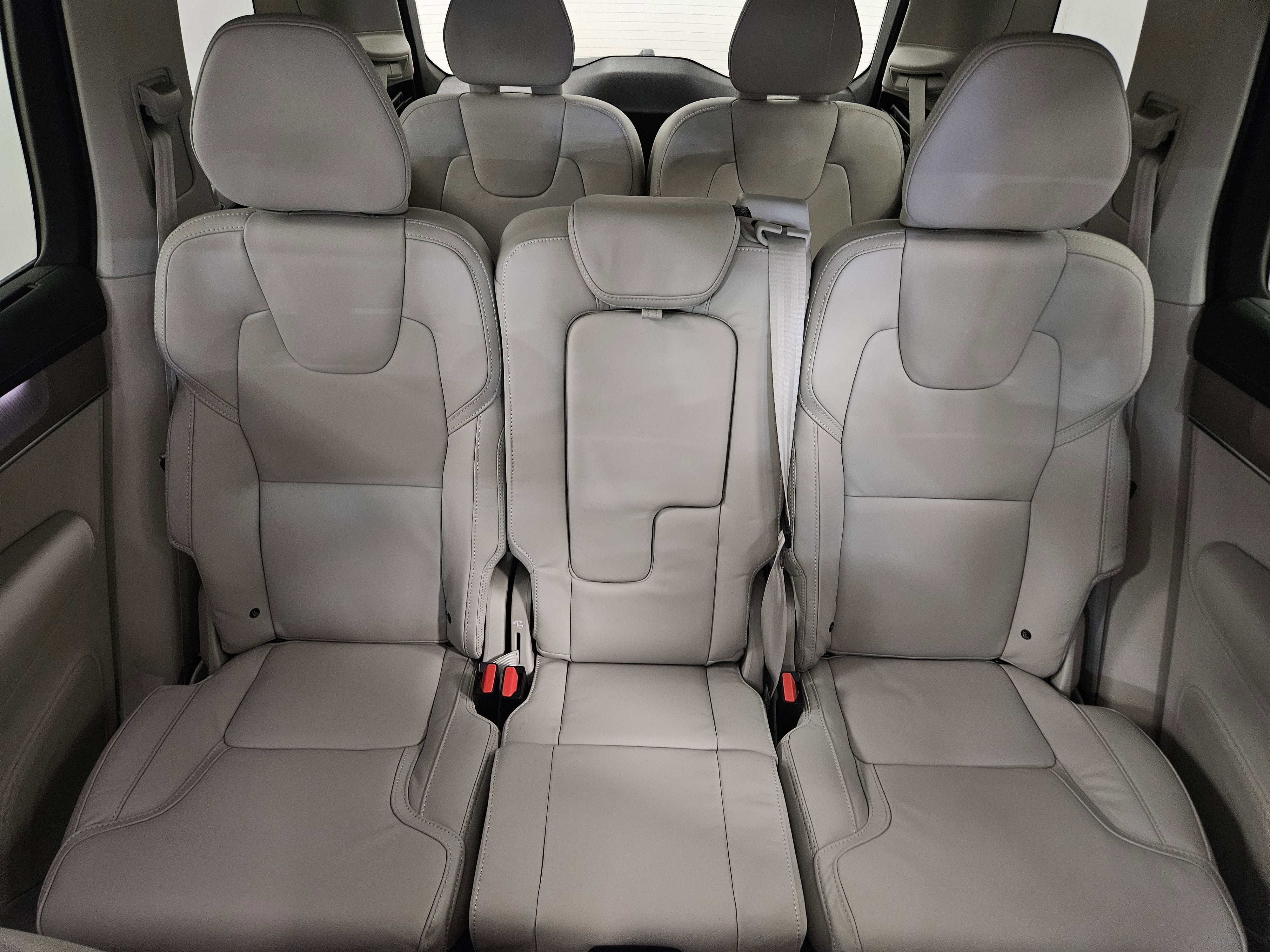 2026 Volvo XC90 Plug-In Hybrid Ultra