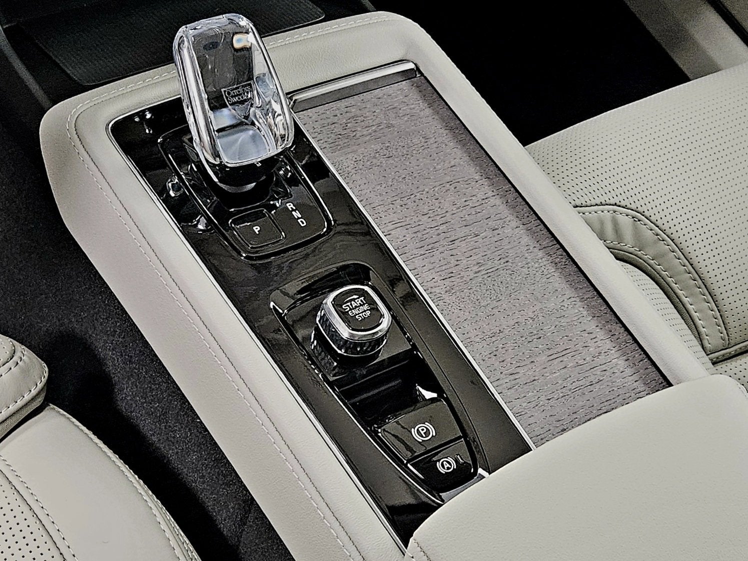 2026 Volvo XC90 Plug-In Hybrid Ultra