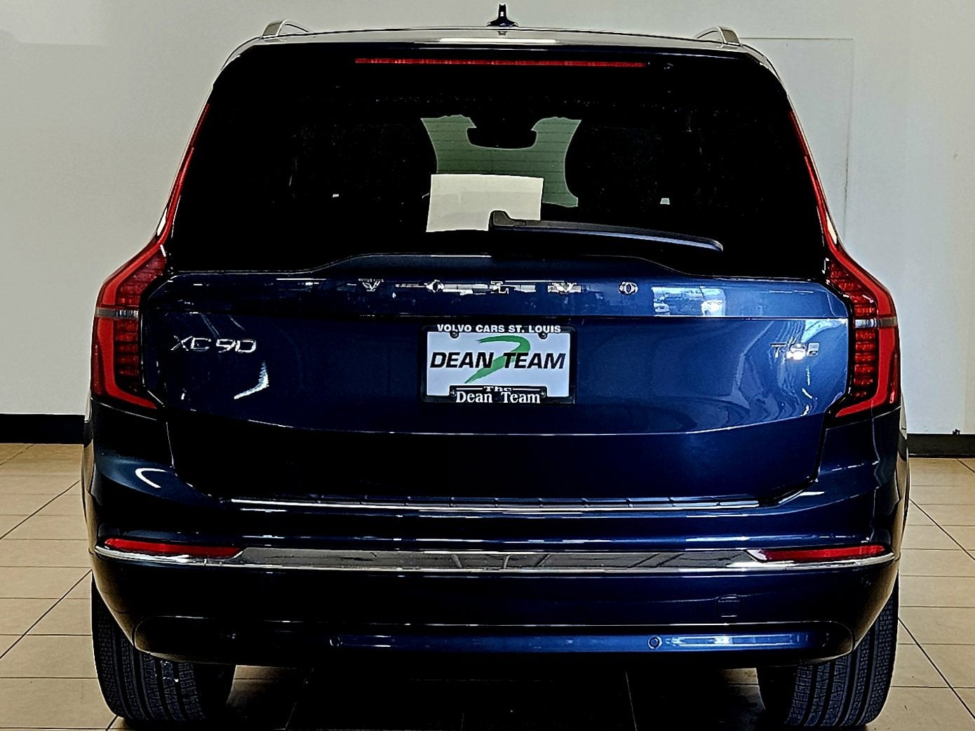 2026 Volvo XC90 Plug-In Hybrid Ultra