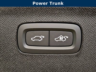 2026 Volvo XC90 Plug-In Hybrid Ultra