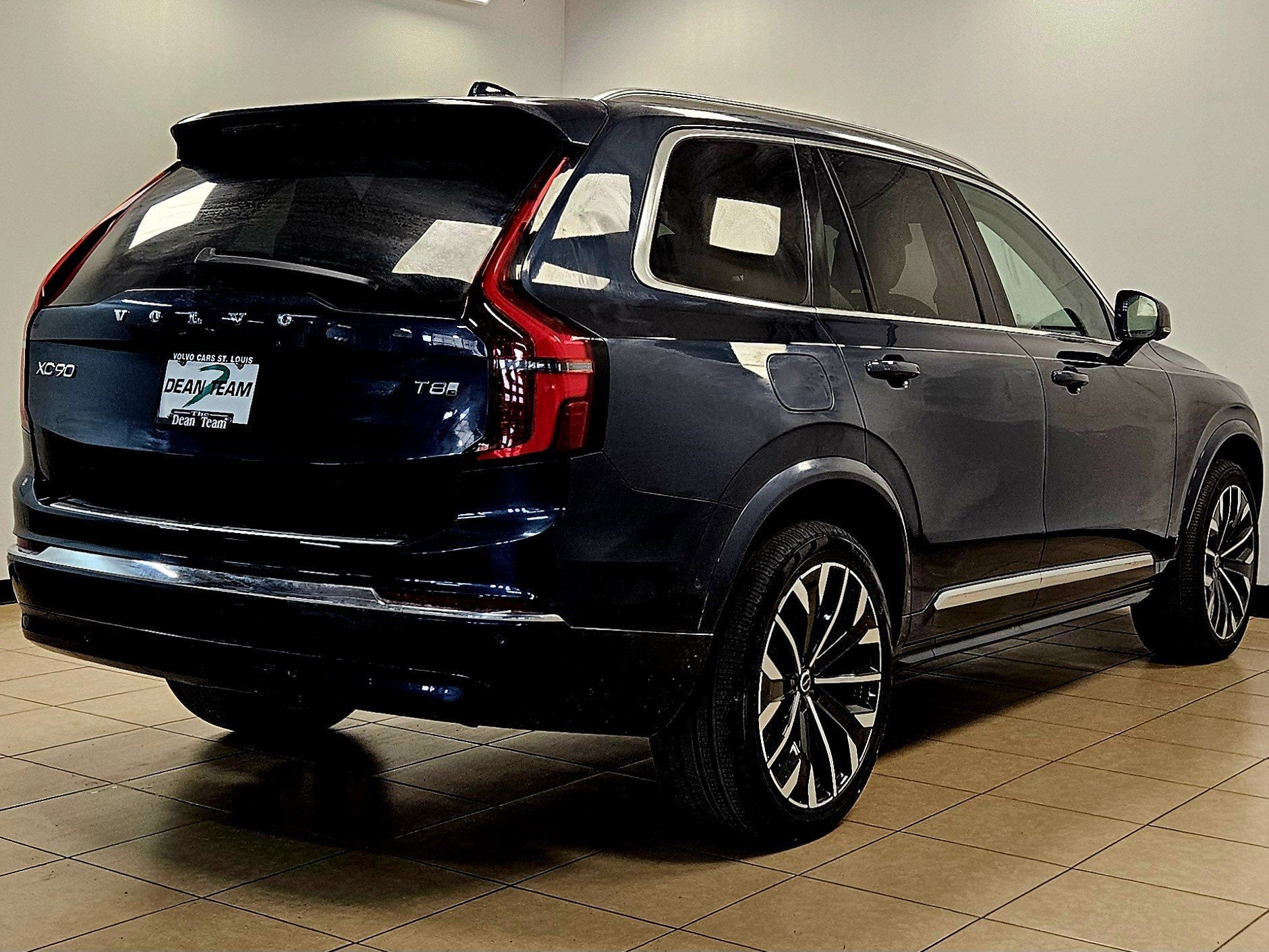 2026 Volvo XC90 Plug-In Hybrid Ultra