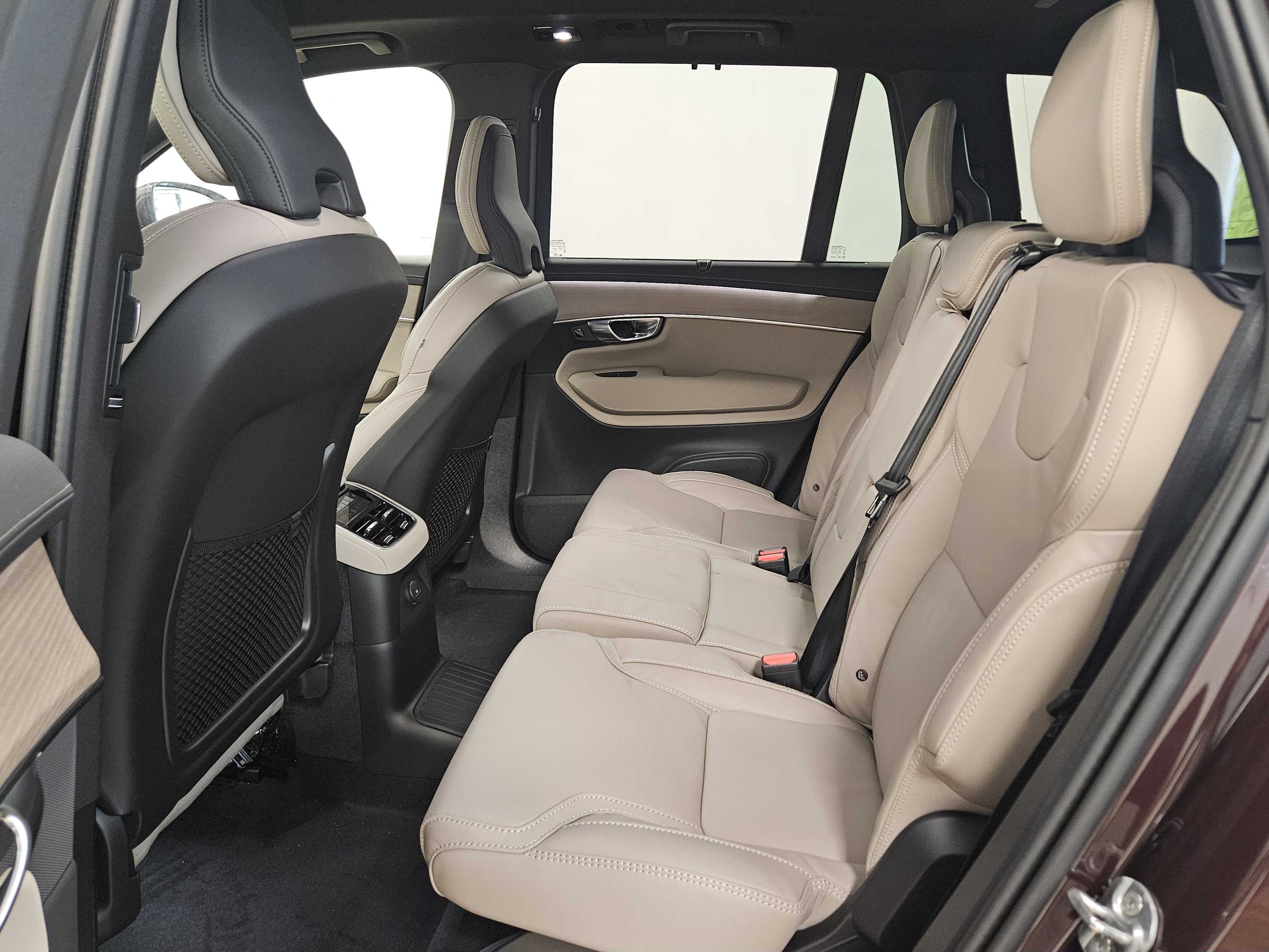 2026 Volvo XC90 Plug-In Hybrid Ultra