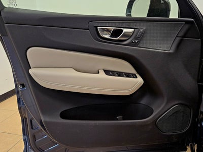 2026 Volvo XC60 Plug-In Hybrid Plus