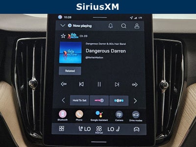 2026 Volvo XC60 Plug-In Hybrid Plus