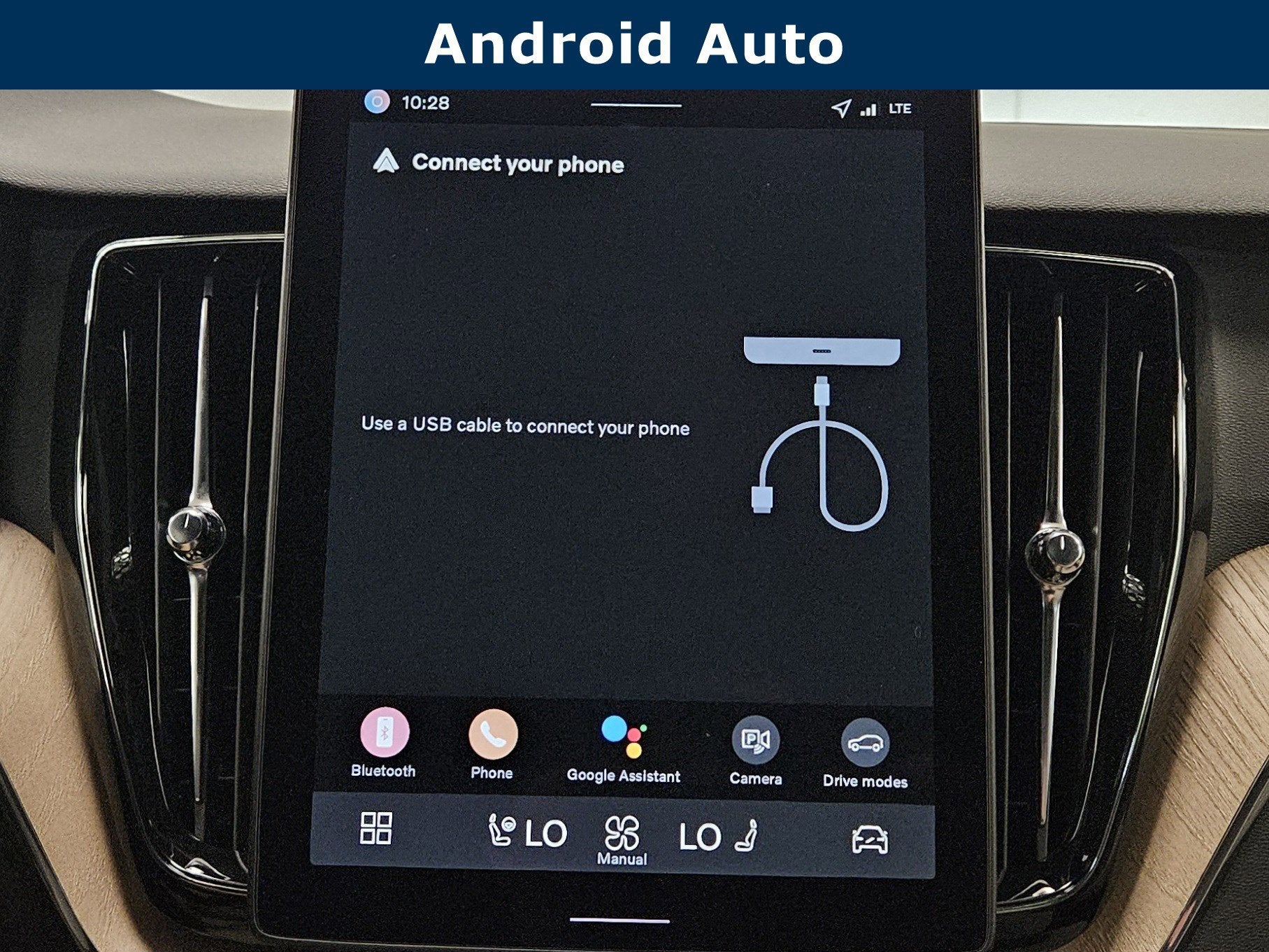 2026 Volvo XC60 Plug-In Hybrid Plus