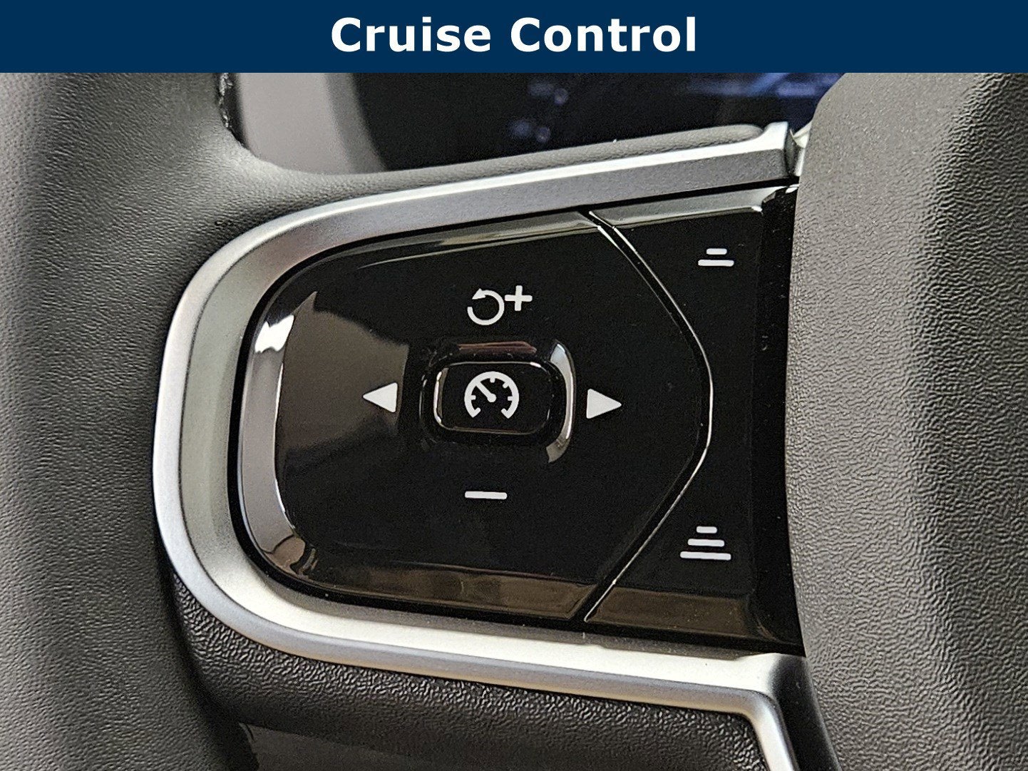 2026 Volvo XC60 Plug-In Hybrid Plus