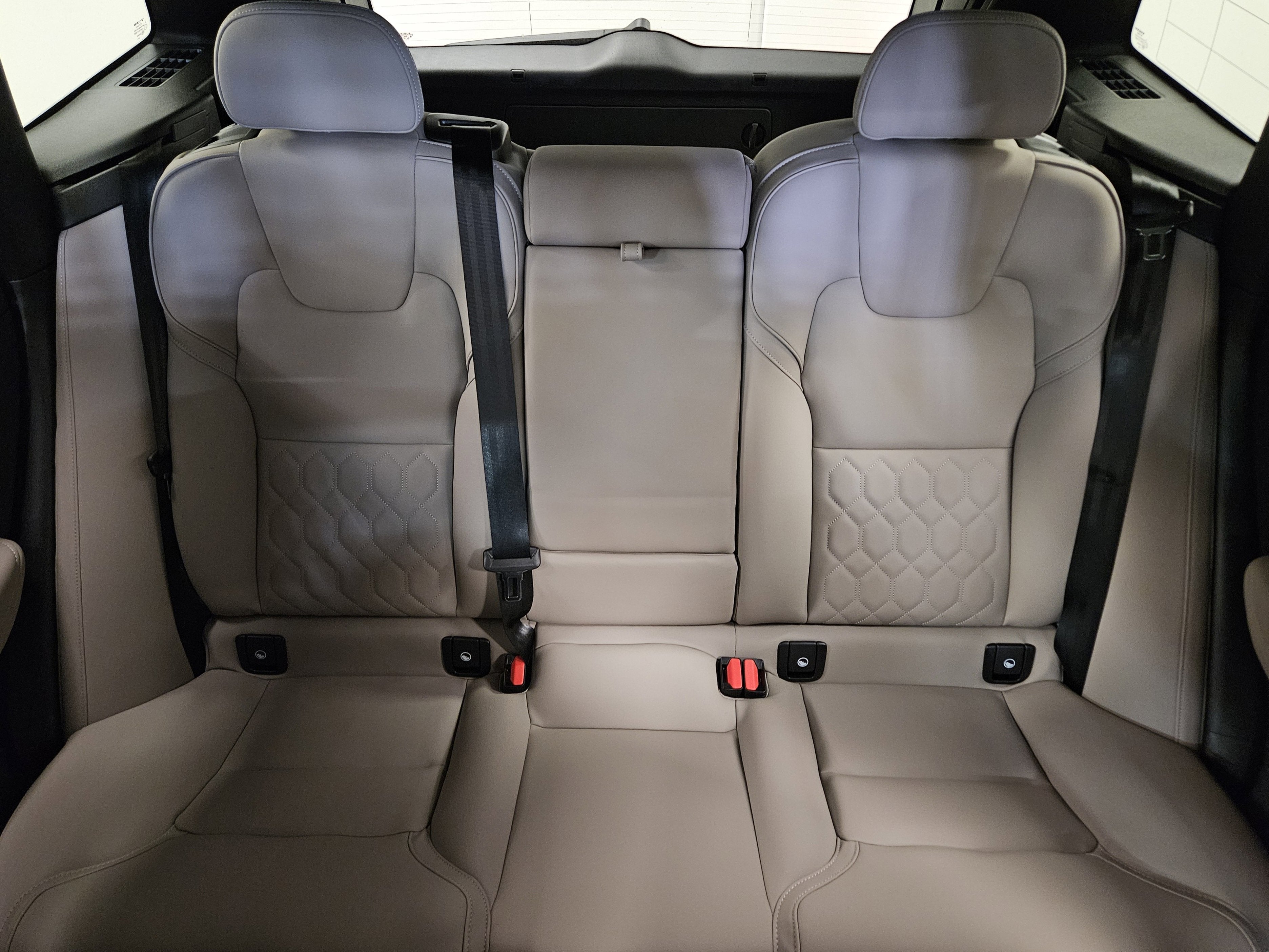 2026 Volvo XC60 Plug-In Hybrid Plus