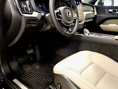 2026 Volvo XC60 Plug-In Hybrid Plus