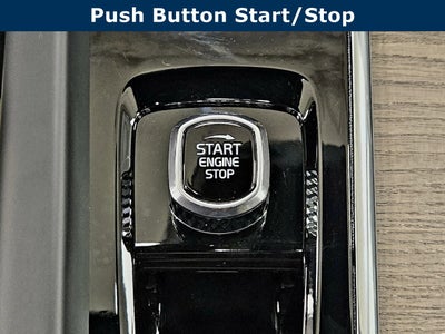 2026 Volvo XC60 Plug-In Hybrid Plus