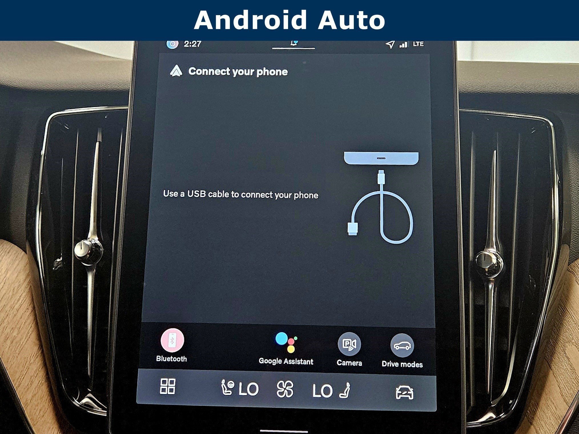 2026 Volvo XC60 Plug-In Hybrid Plus