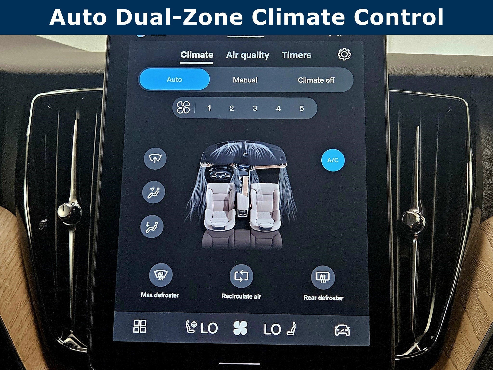 2026 Volvo XC60 Plug-In Hybrid Plus