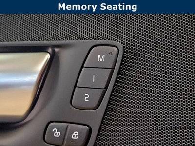 2026 Volvo XC60 Plug-In Hybrid Plus