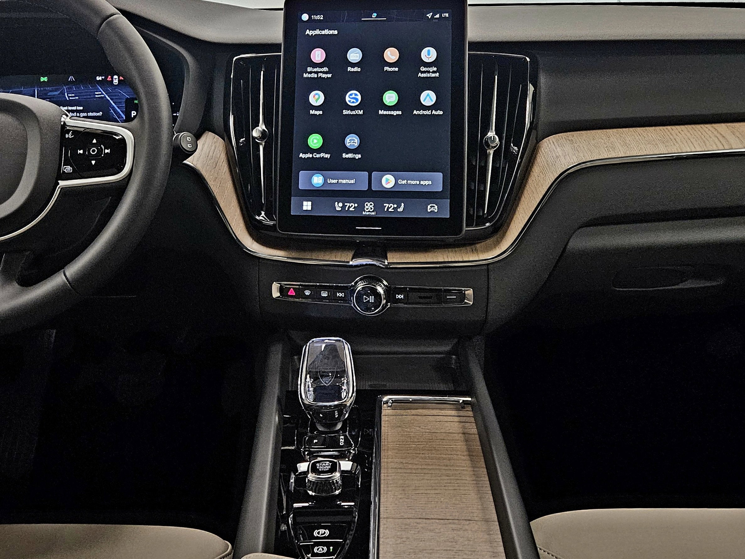 2026 Volvo XC60 Plug-In Hybrid Plus