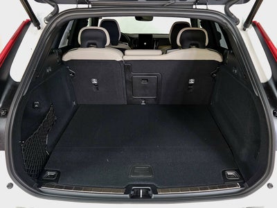 2026 Volvo XC60 Plug-In Hybrid Plus