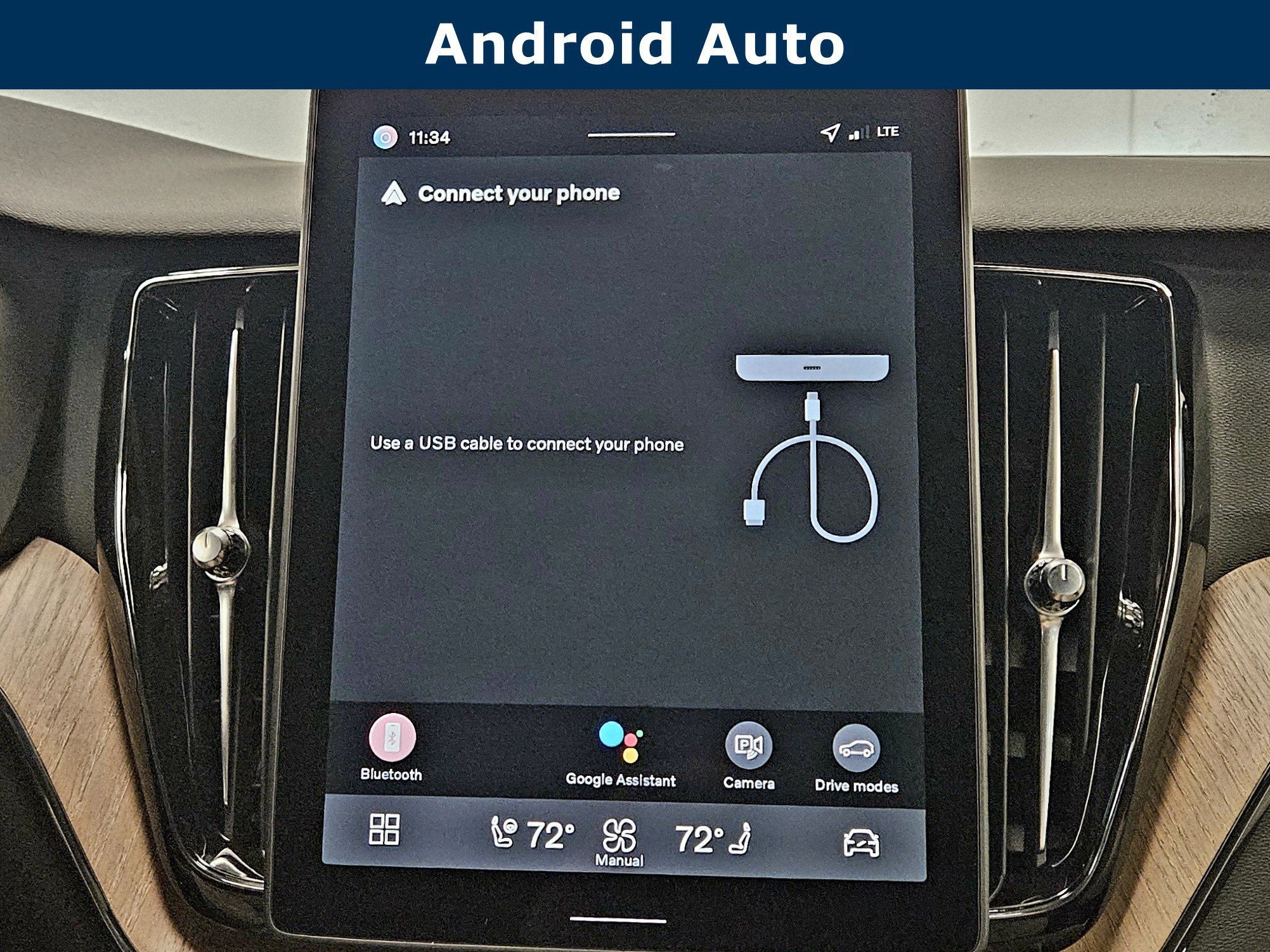 2026 Volvo XC60 Plug-In Hybrid Plus