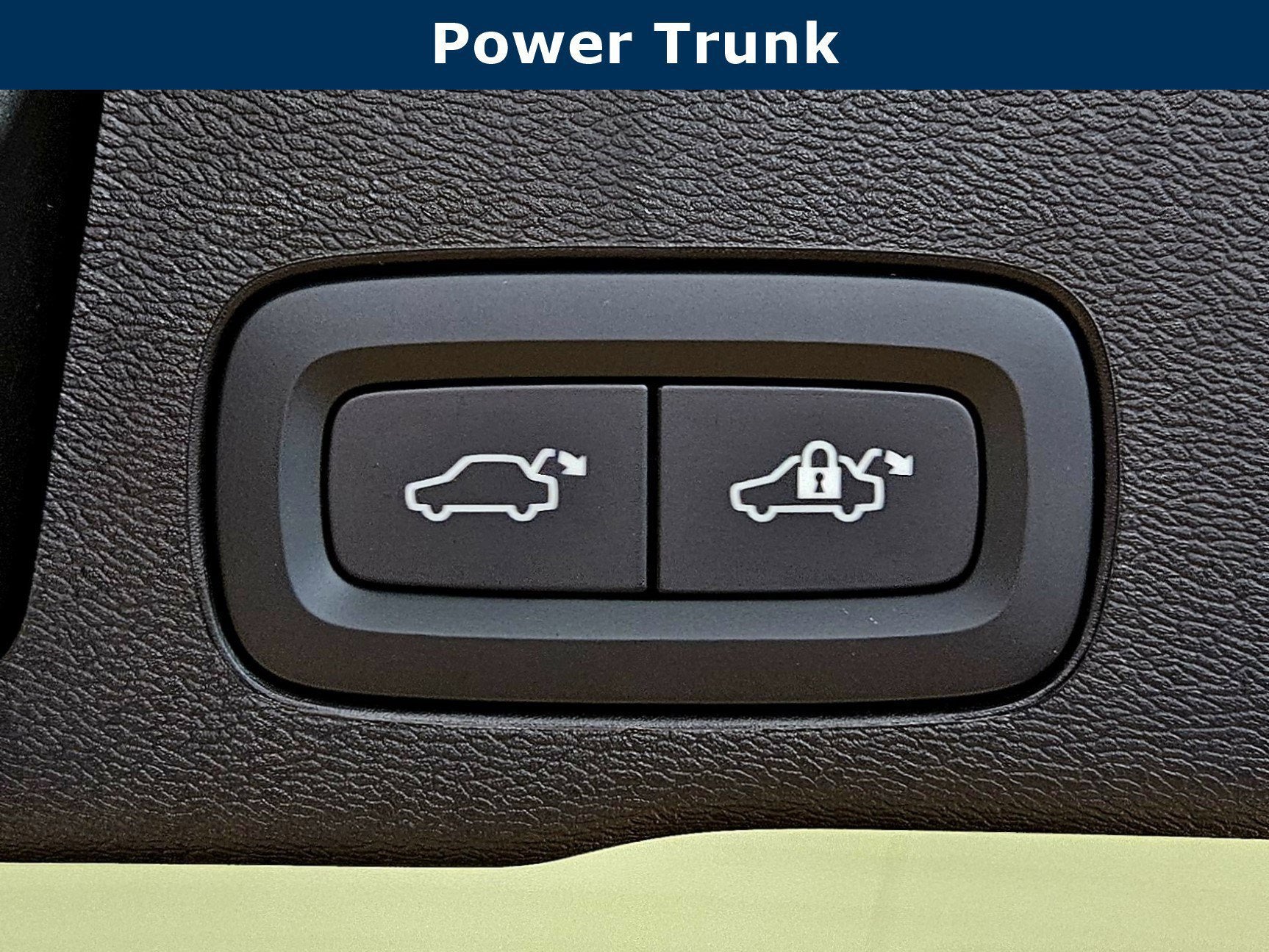 2026 Volvo XC60 Plug-In Hybrid Plus