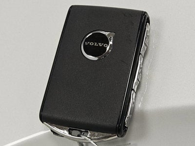 2026 Volvo XC60 Plug-In Hybrid Plus