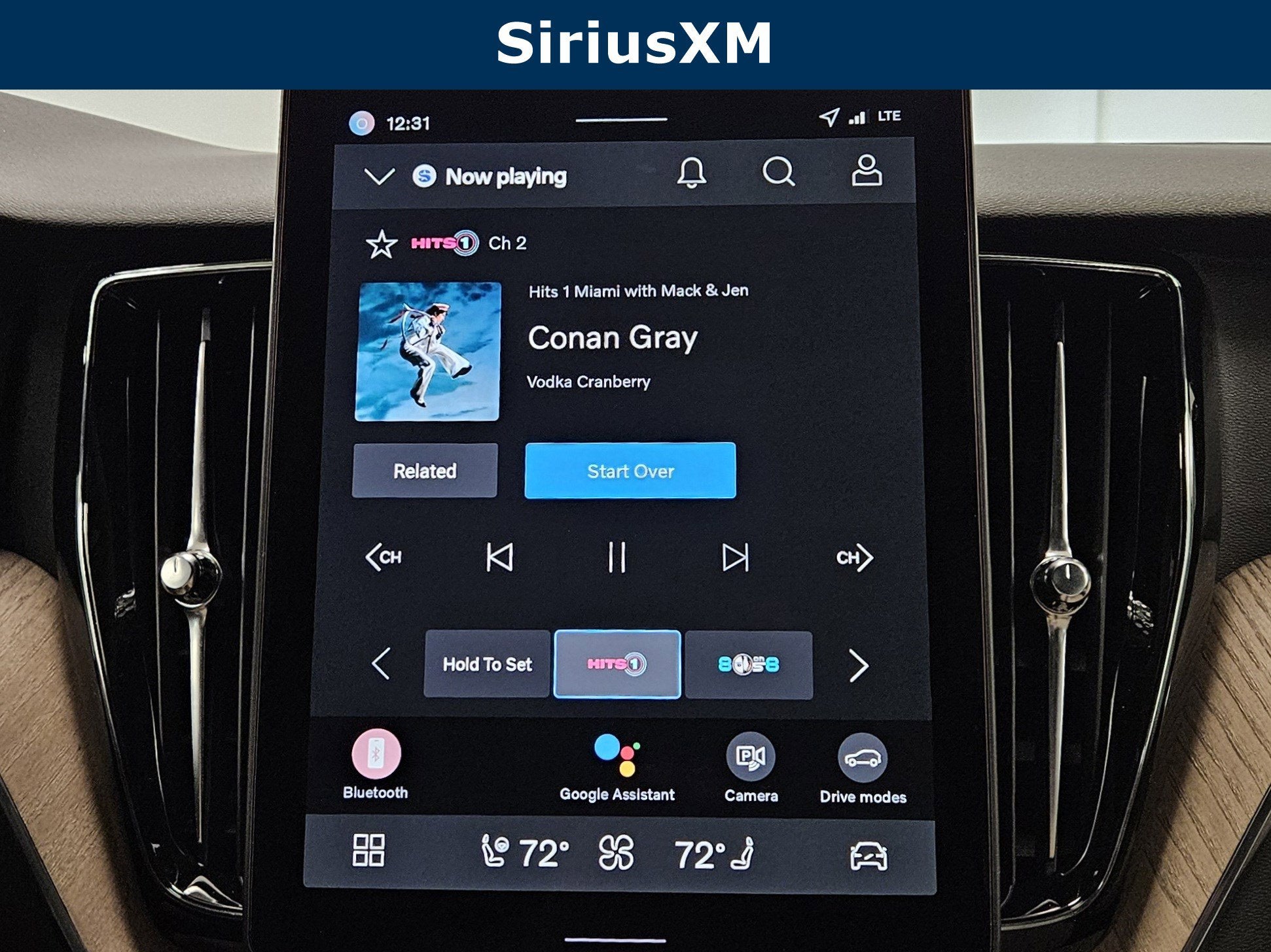 2026 Volvo XC60 Plug-In Hybrid Plus