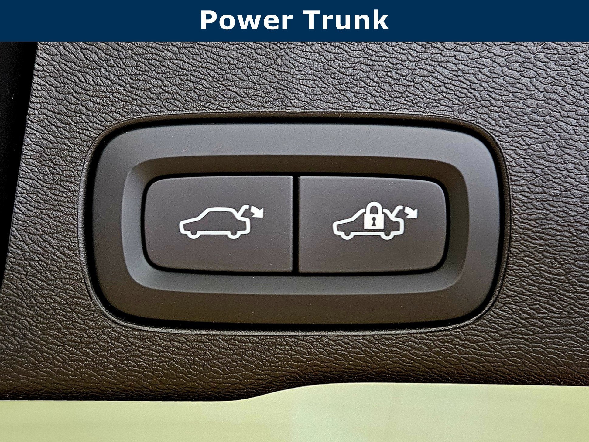 2026 Volvo XC60 Plug-In Hybrid Plus