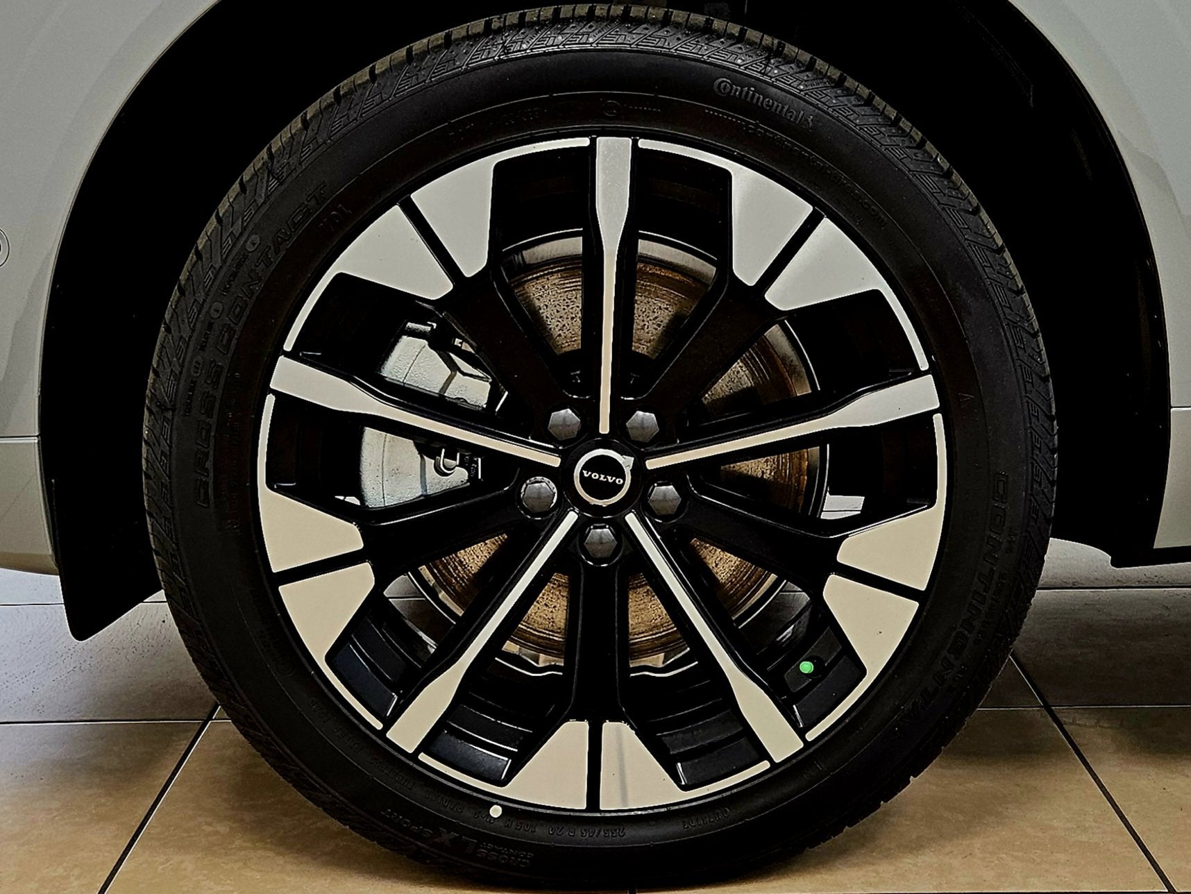 2026 Volvo XC60 Plug-In Hybrid Plus