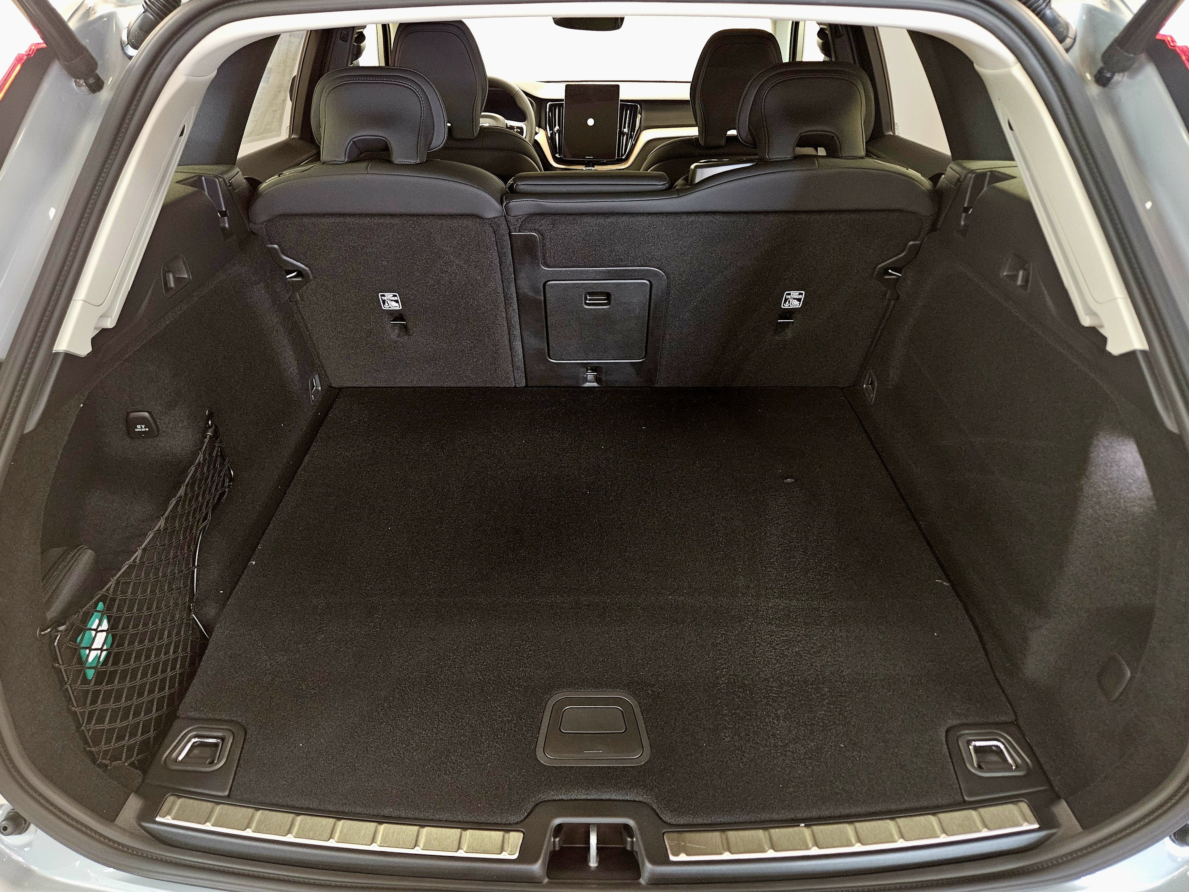 2026 Volvo XC60 Plug-In Hybrid Plus