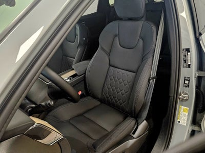 2026 Volvo XC60 Plug-In Hybrid Plus