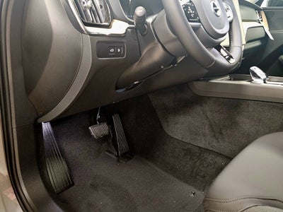 2026 Volvo XC60 Plug-In Hybrid Plus