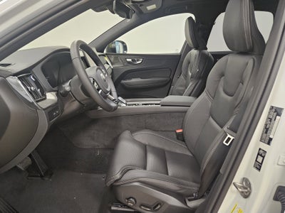 2026 Volvo XC60 Plug-In Hybrid Ultra Black Edition