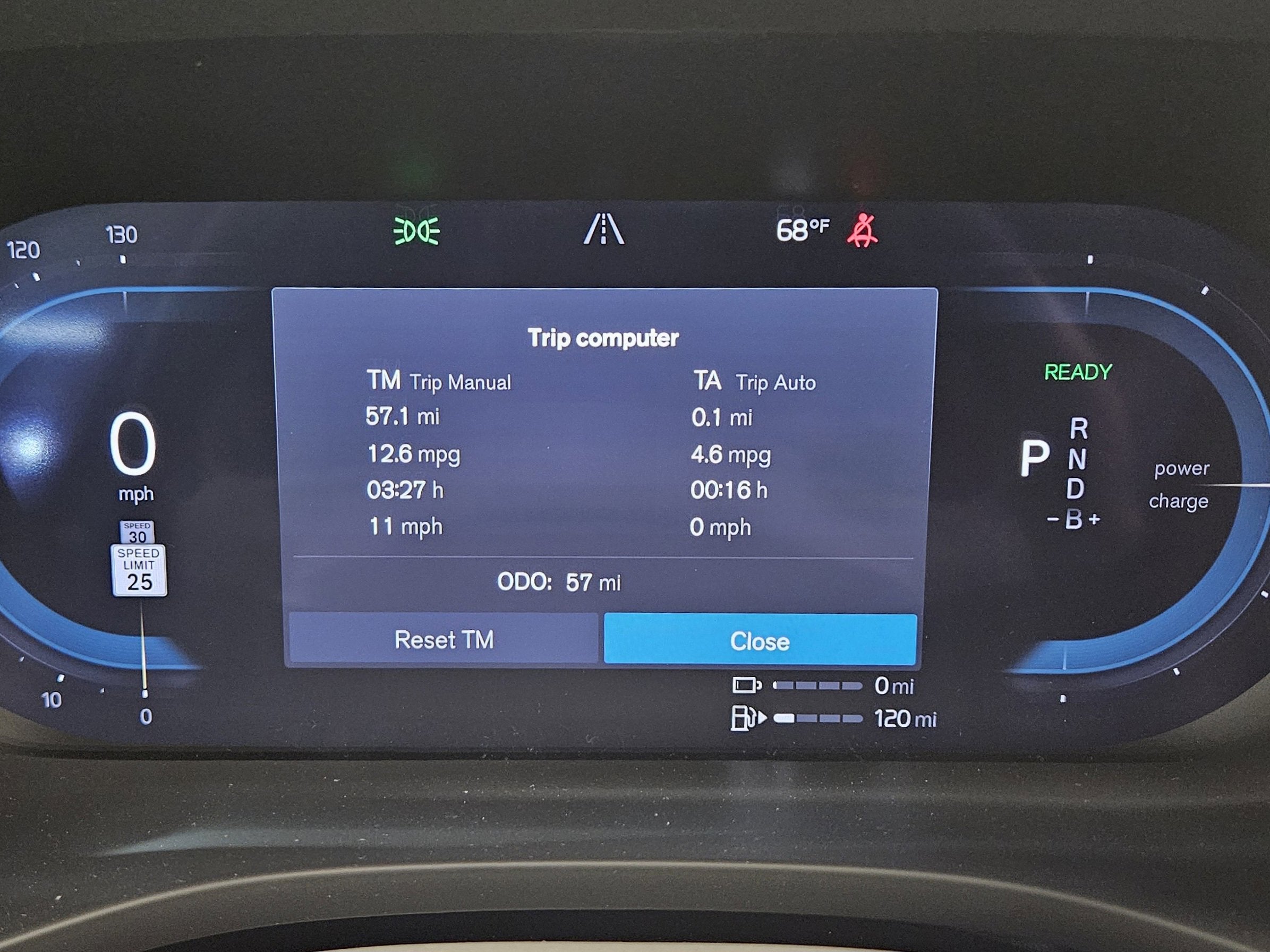 2025 Volvo XC60 Plug-In Hybrid Core