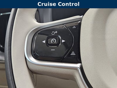 2025 Volvo XC60 Plug-In Hybrid Core