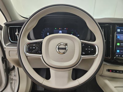 2025 Volvo XC60 Plug-In Hybrid Core
