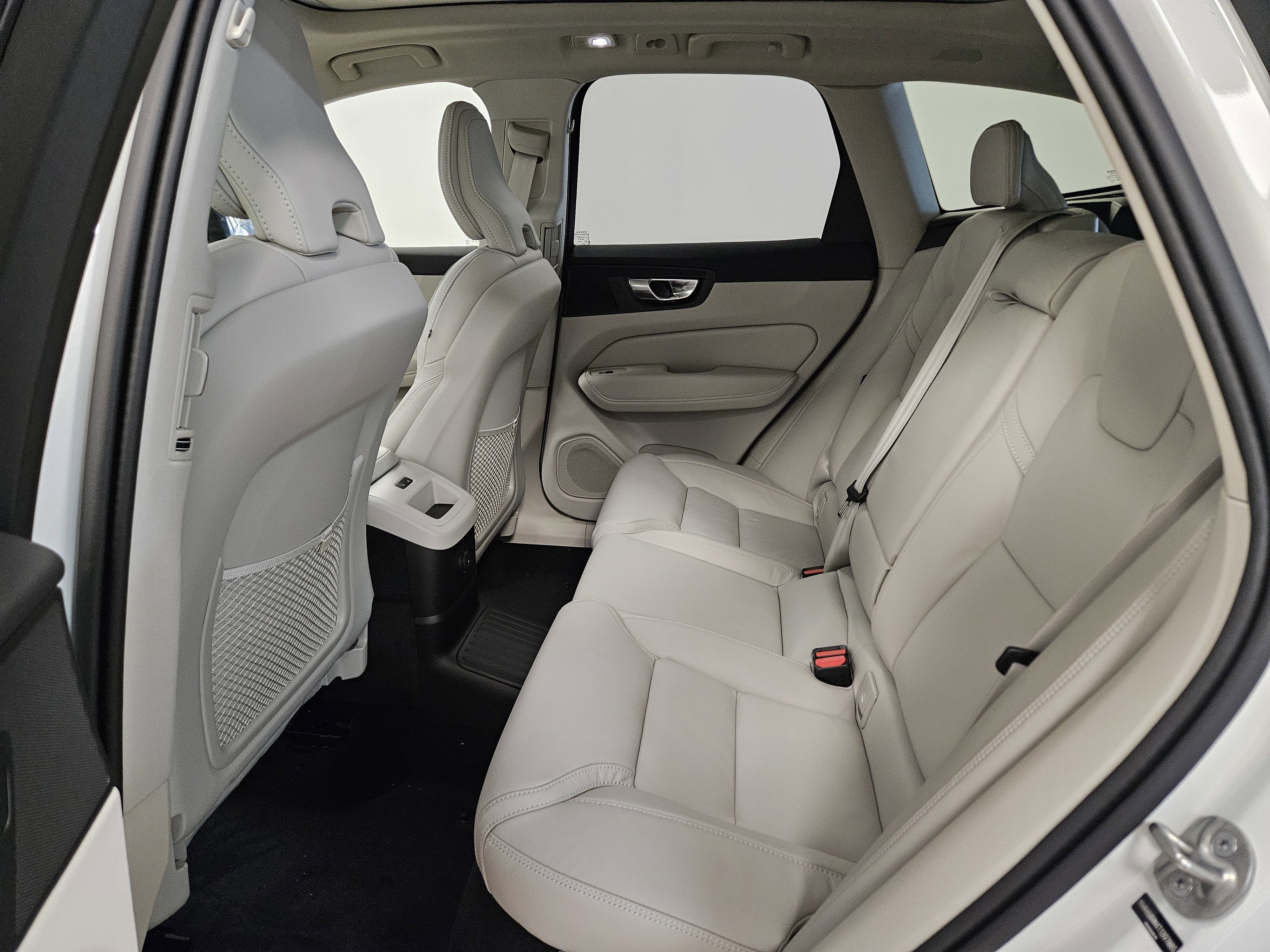 2026 Volvo XC60 Plug-In Hybrid Ultra