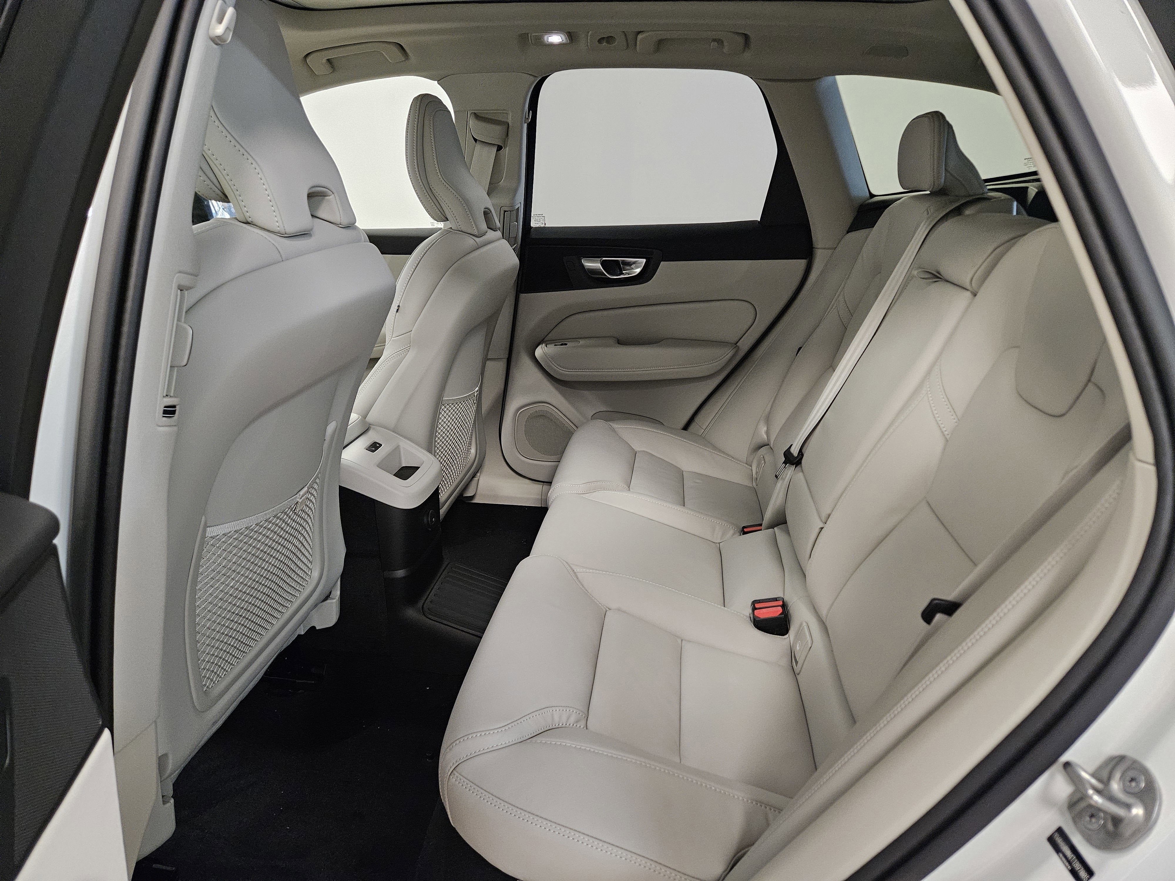 2026 Volvo XC60 Plug-In Hybrid Ultra