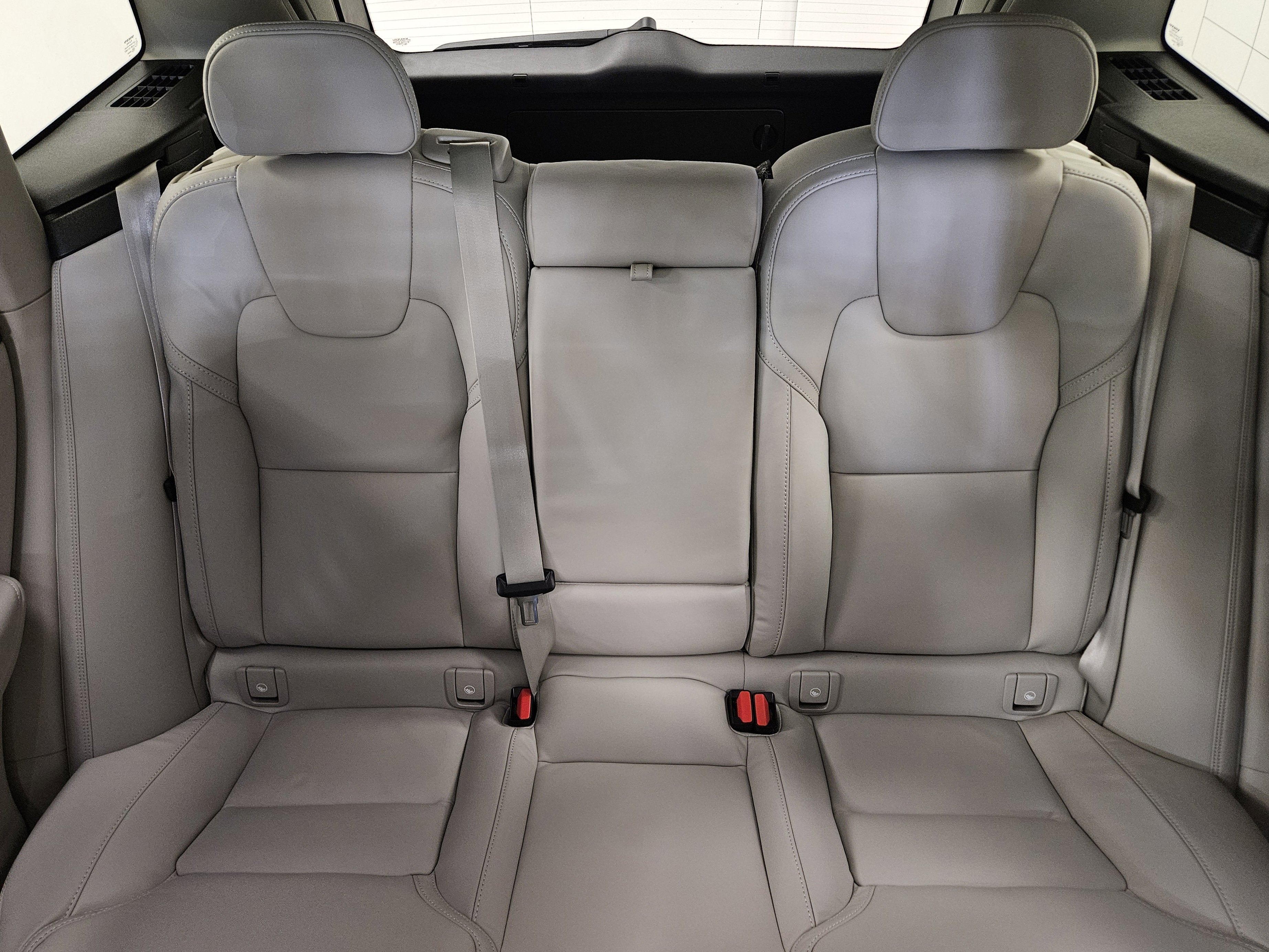 2026 Volvo XC60 Plug-In Hybrid Ultra