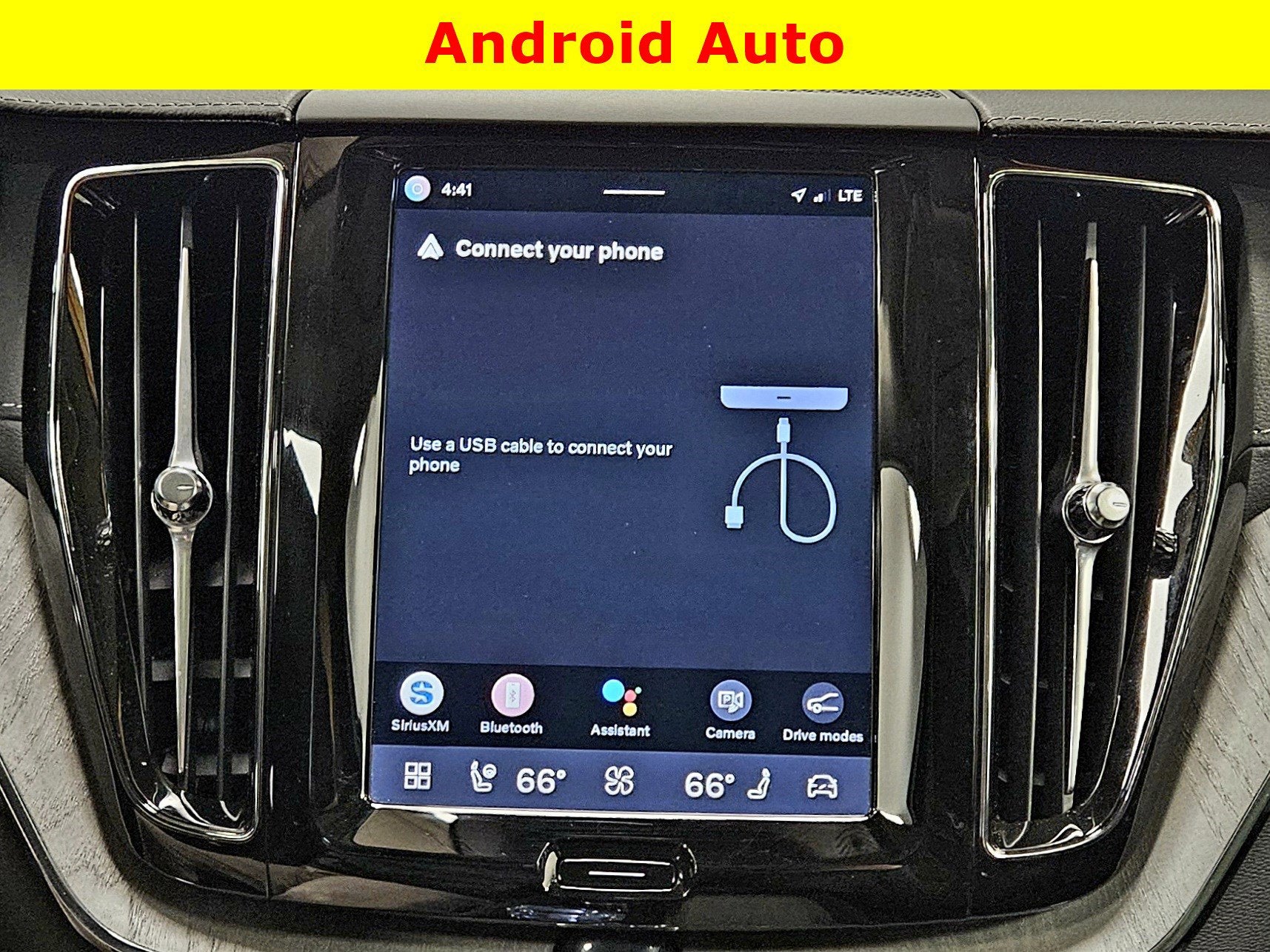 2025 Volvo XC60 Plug-In Hybrid Ultra