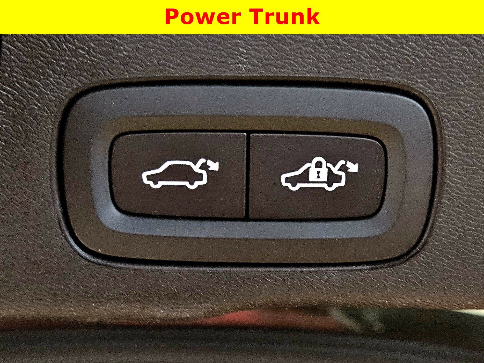 2025 Volvo XC60 Plug-In Hybrid Ultra