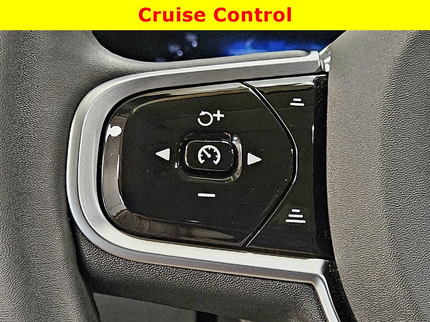 2025 Volvo XC60 Plug-In Hybrid Ultra