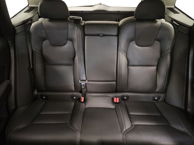 2025 Volvo XC60 Plug-In Hybrid Ultra