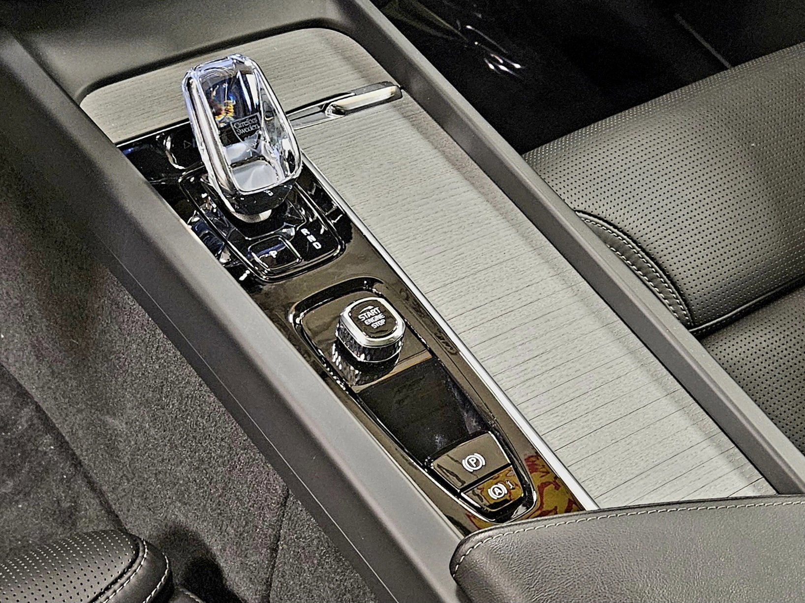 2025 Volvo XC60 Plug-In Hybrid Ultra