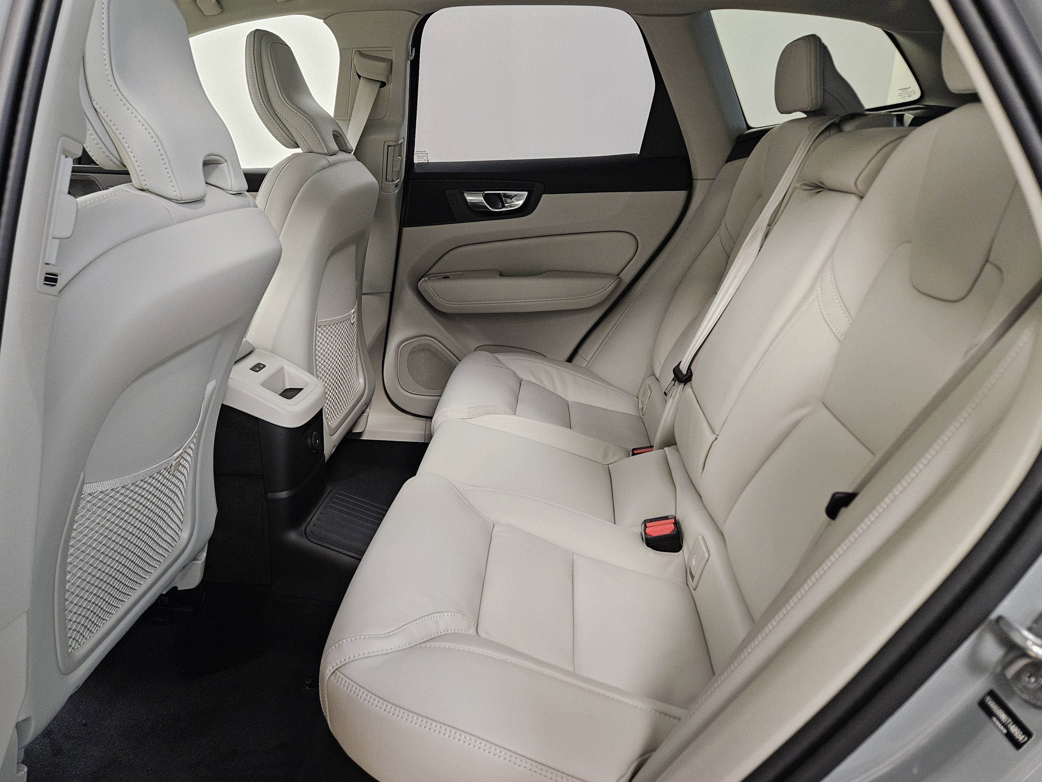 2026 Volvo XC60 Plug-In Hybrid Ultra