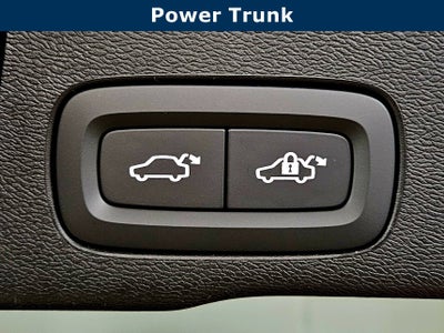 2026 Volvo XC60 Plug-In Hybrid Ultra