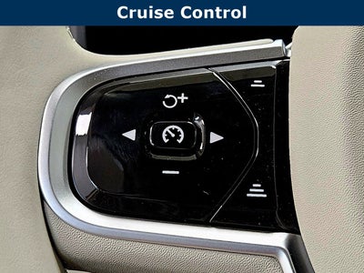 2026 Volvo XC60 Plug-In Hybrid Ultra