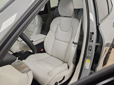 2026 Volvo XC60 Plug-In Hybrid Ultra