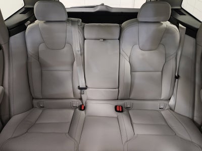 2026 Volvo XC60 Plug-In Hybrid Ultra