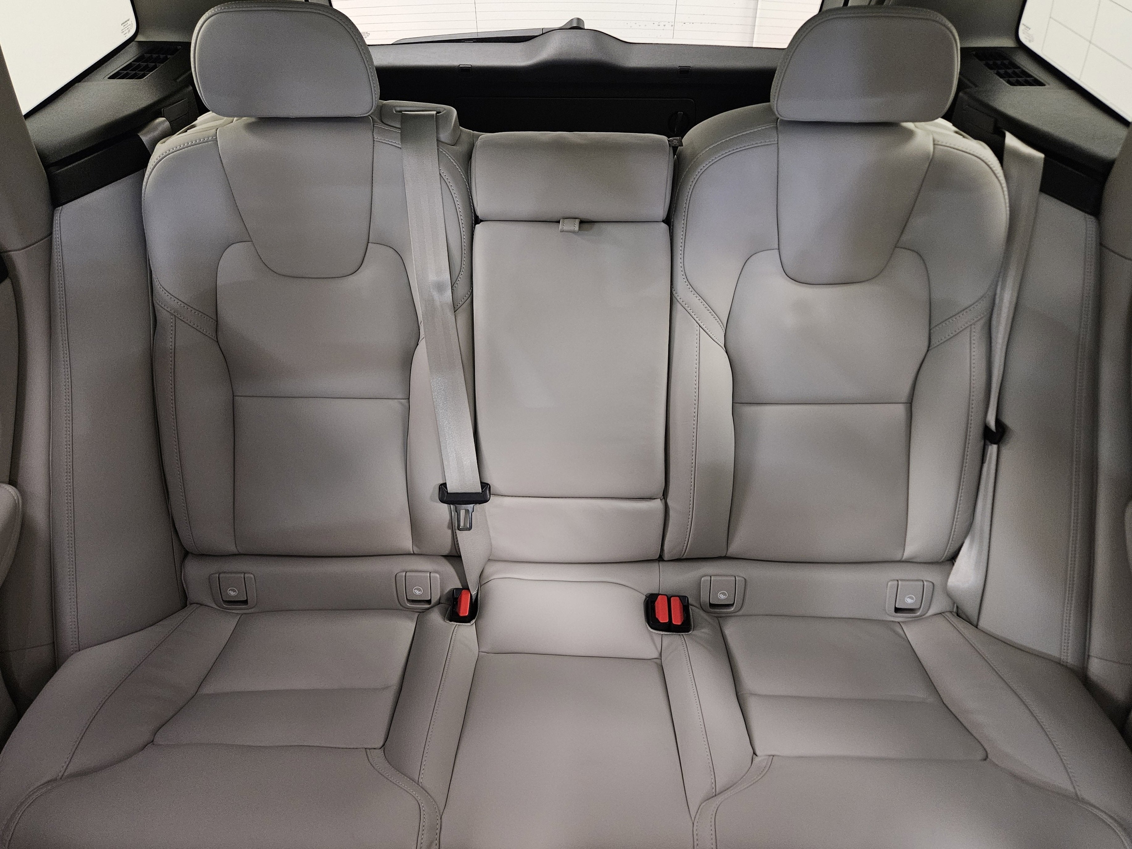 2026 Volvo XC60 Plug-In Hybrid Ultra