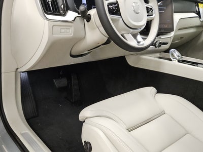 2026 Volvo XC60 Plug-In Hybrid Ultra