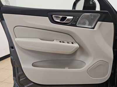 2026 Volvo XC60 Plug-In Hybrid Ultra