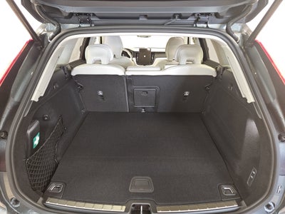 2026 Volvo XC60 Plug-In Hybrid Ultra